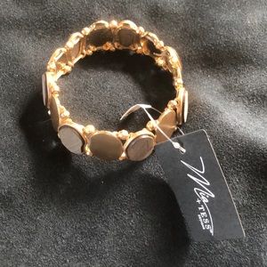 Goldtone and wood stretch bracelet